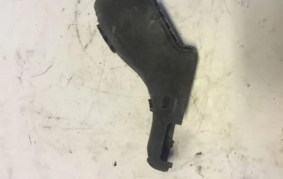 Volkswagen PASSAT B5 Air intake duct part 059129617