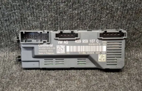 Audi A6 Allroad C7 Tailgate/trunk control unit/module 4G9959107C 4G9959107B