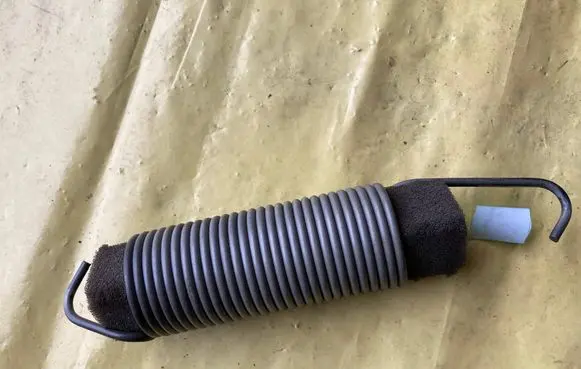 Mercedes-Benz C AMG W204 Tailgate/trunk/boot tension spring A2047570129