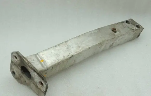 Alfa Romeo Giulietta Front bumper shock/impact absorber 51811234