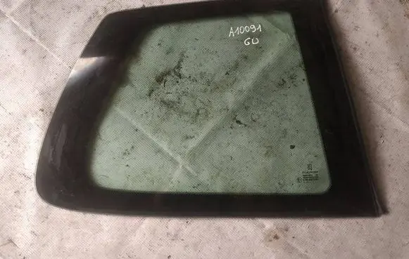 Peugeot 206 Rear side window as2