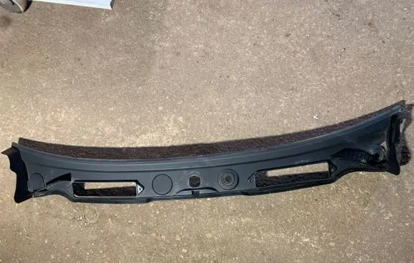 BMW X1 E84 Wiper trim 2990023 51712990023