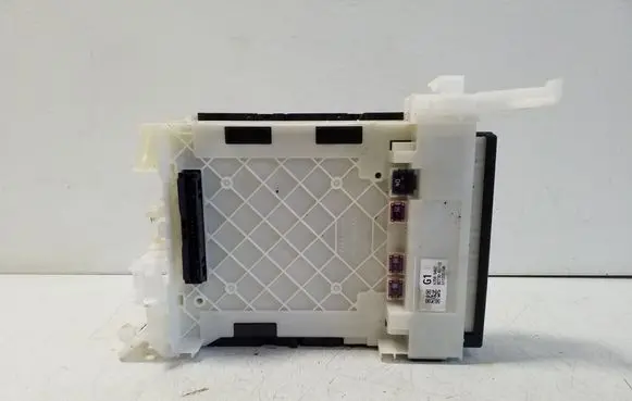 Toyota Yaris Cross Fuse module 82730K0110