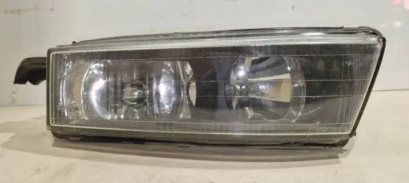 Mitsubishi Galant Headlight/headlamp 7525R 9385