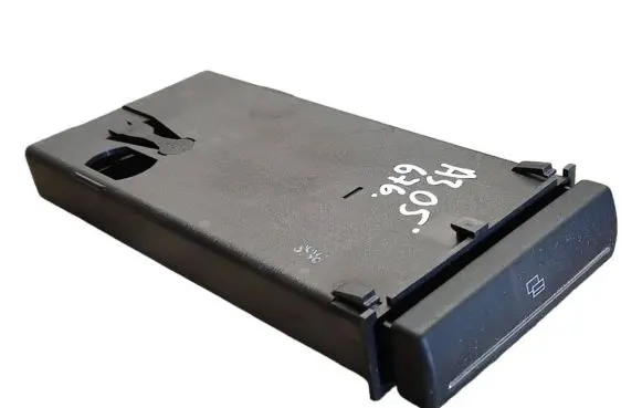 Audi A3 S3 8P Dashboard storage box/compartment 8P0941561F