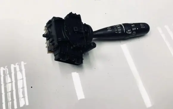Toyota Corolla E120 E130 Wiper control stalk 02290173738