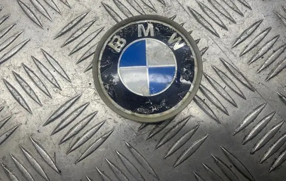 BMW 5 E39 Original wheel cap 6768640