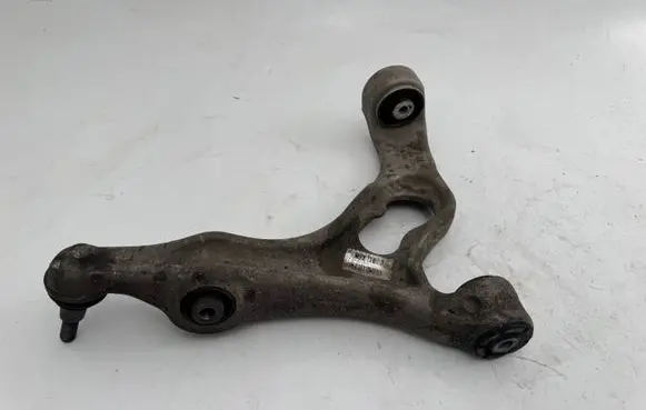 Volkswagen Touareg II Front lower control arm/wishbone 7P0407152E