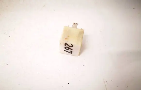Audi A4 S4 B5 8D Other relay 443919578C