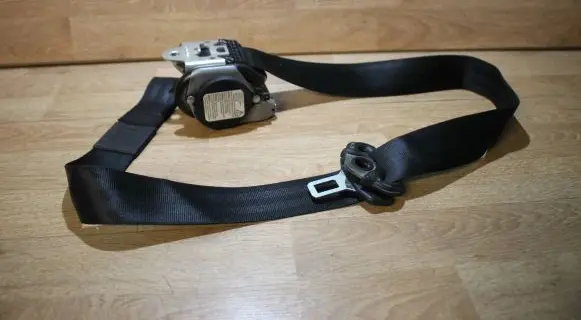 Audi A3 S3 8P Front seatbelt 602134700