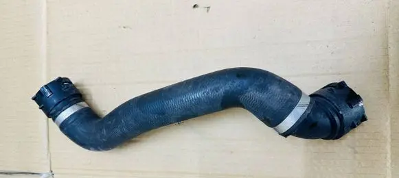 Mercedes-Benz C W205 Engine coolant pipe/hose A2055013182