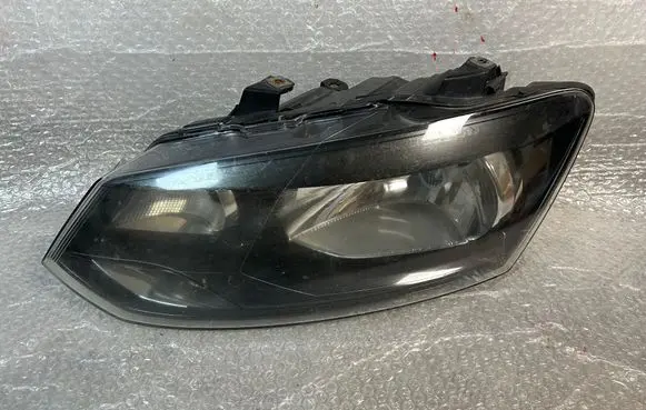 Volkswagen Polo V 6R Headlight/headlamp 6r1941015c