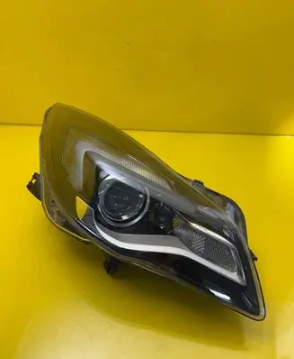 Opel Insignia A Headlight/headlamp 1EL011165-02