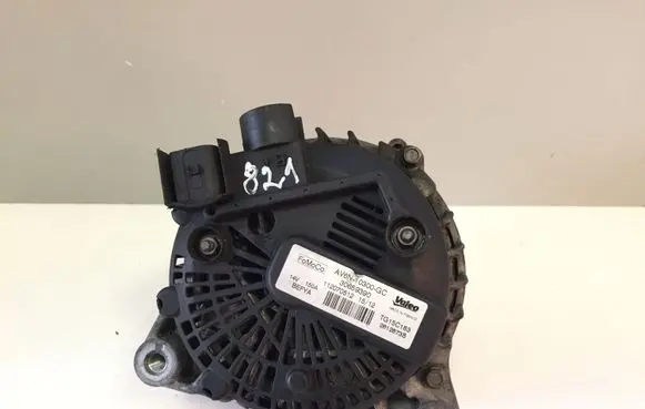 Ford Focus Generator/alternator 30659390 AV6N10300GC 112070512