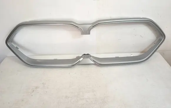 BMW X2 U10 Front bumper upper radiator grill 13310030020AS11 13310030020