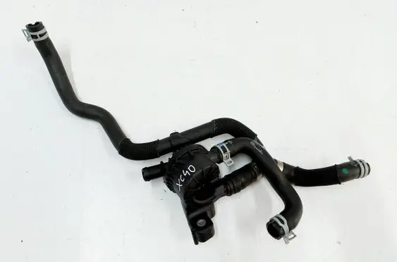Volvo XC40 Engine coolant pipe/hose 31493272