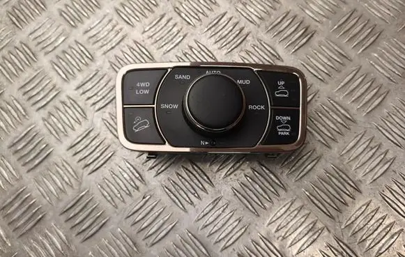 Jeep Grand Cherokee Other switches/knobs/shifts P68258738AA