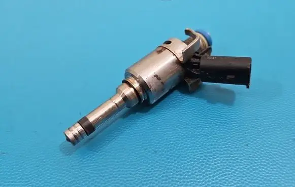 Hyundai Santa Fe Fuel injector 0261500309 IMPRK1565203