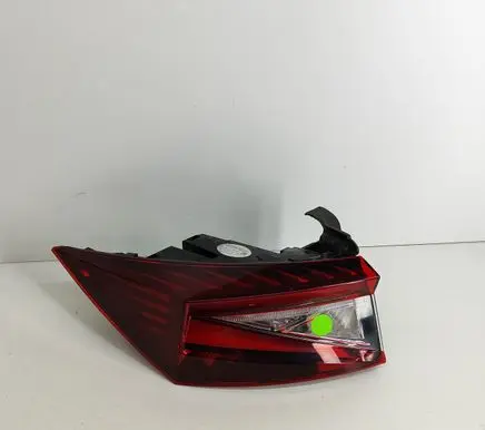 Skoda Enyaq iV Rear/tail lights 5LA945207A