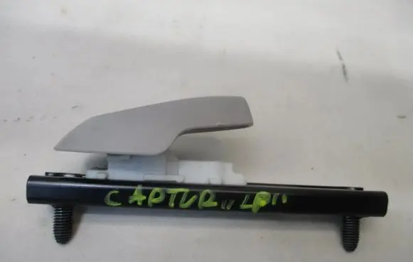 Renault Captur Seat belt adjustment rail 