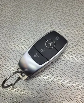 Mercedes-Benz CLA C118 X118 Ignition key/card A1779050908