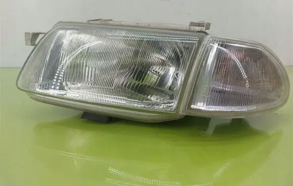 Opel Astra F Headlight/headlamp VALEO