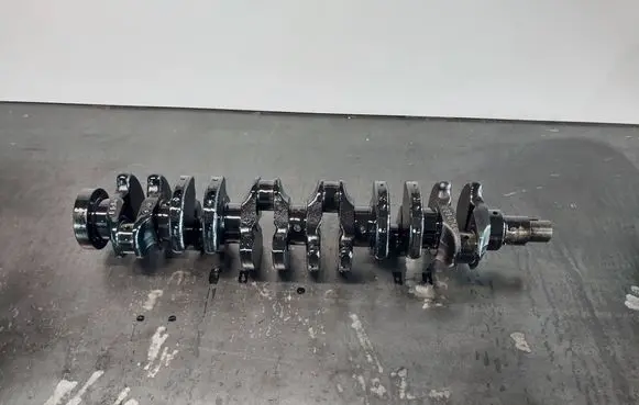 BMW 5 E39 Crankshaft 2242898