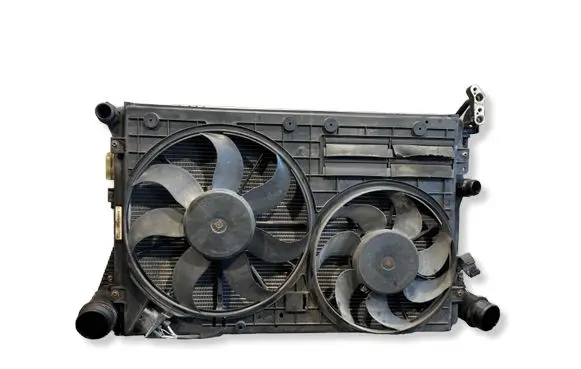 Volkswagen Tiguan Radiator set 3C0145805AM 1K0121207BC 1K0121205AD