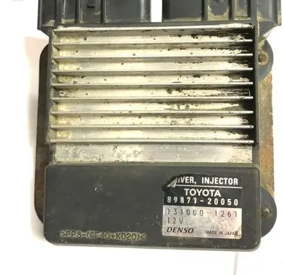 Toyota Corolla Verso AR10 Fuel injection control unit/module 8987120050