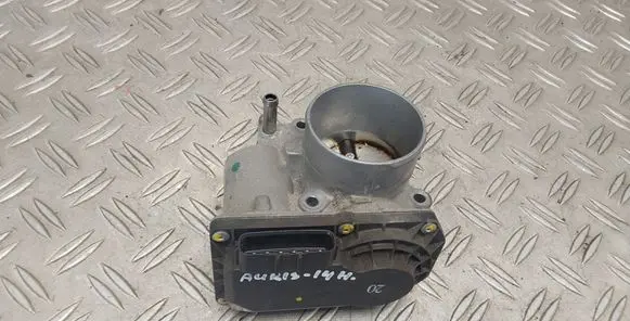 Toyota Auris E180 Throttle valve 220300T110