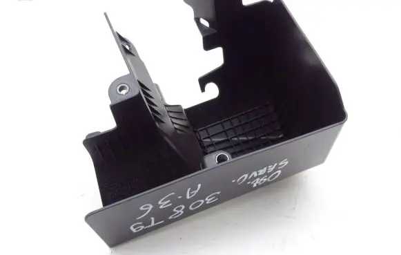 Peugeot 308 Air filter box cover 9677525980