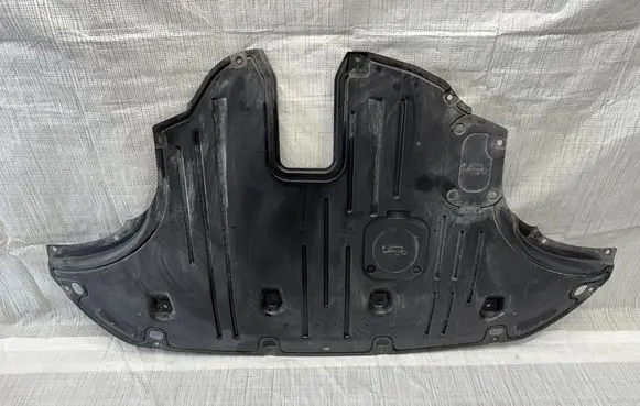 KIA Niro Engine splash shield/under tray 29110AT000