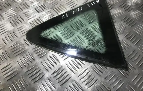 Mercedes-Benz A W168 Rear side window
