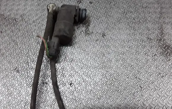 Citroen C2 Windscreen/windshield washer pump 031805