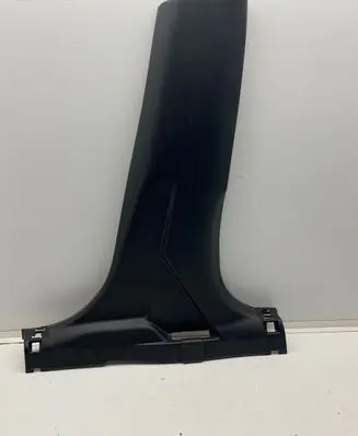 Nissan X-Trail T32 (B) pillar trim (bottom) 769154CE0A