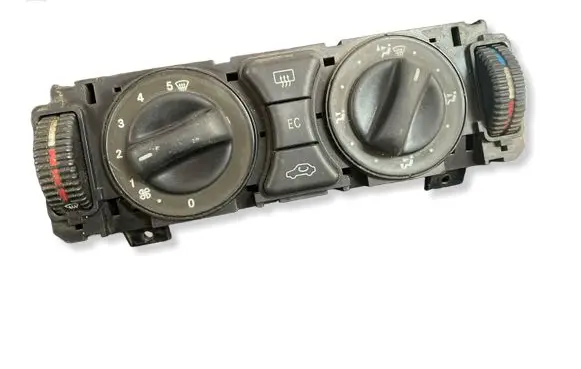 Mercedes-Benz E W210 Climate control unit 2108302085