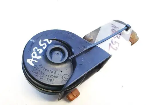Volvo S40 Horn signal e30055306