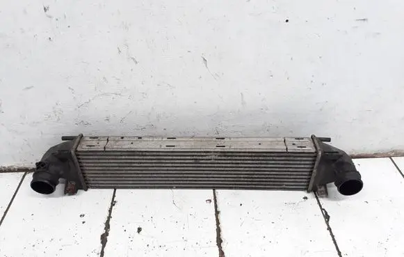 Volvo V70 Intercooler radiator 31273909