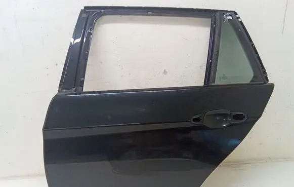 BMW 3 E90 E91 Rear door 41007203676