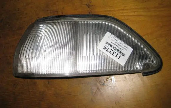 Toyota Carina T170 Front indicator light