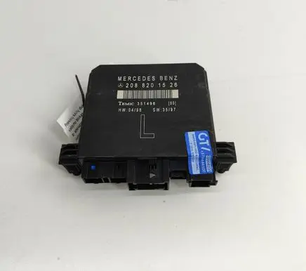 Mercedes-Benz E W210 Door control unit/module A2088201526