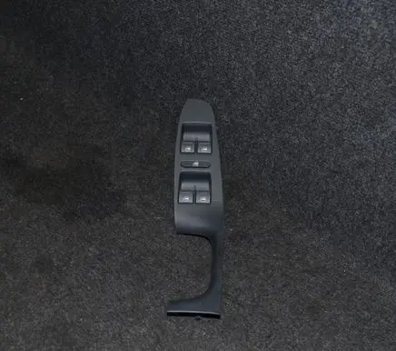 Volkswagen Jetta VI Electric window control switch 5C7867255C