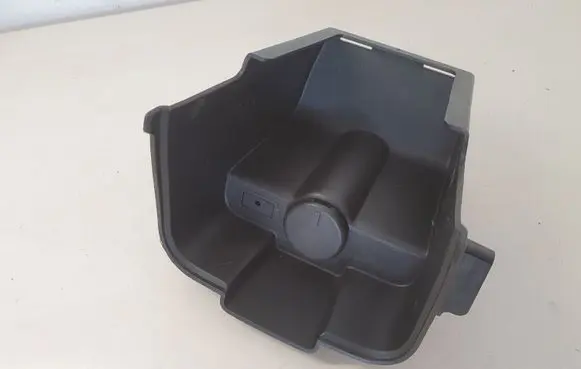 Opel Astra J Glove box 13262614
