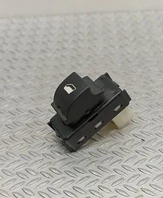 Peugeot 3008 II Electric window control switch 98044803ZD 9815790177