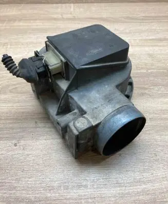 Audi A6 S6 C4 4A Mass air flow meter 4A0133471 0281002074