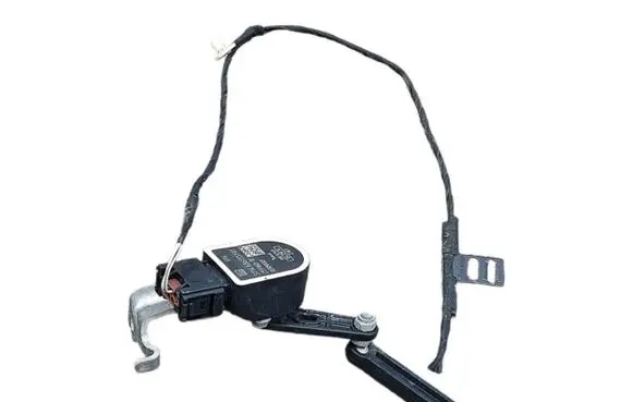 BMW 5 F10 F11 Headlight/headlamp level sensor 6861351 025587