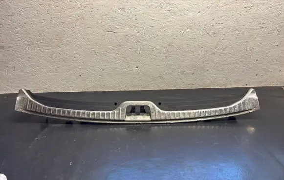 Volvo XC60 Trunk/boot sill cover protection 31307723