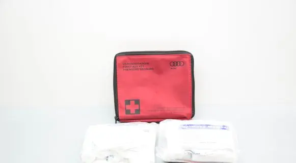 Audi A6 S6 C7 4G First aid kit 8P0860282