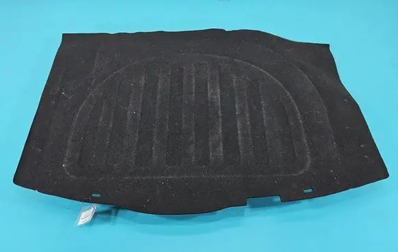 Trunk/boot floor carpet liner