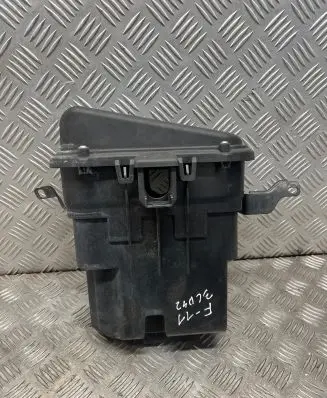 BMW 5 F10 F11 Other engine bay part 8508209
